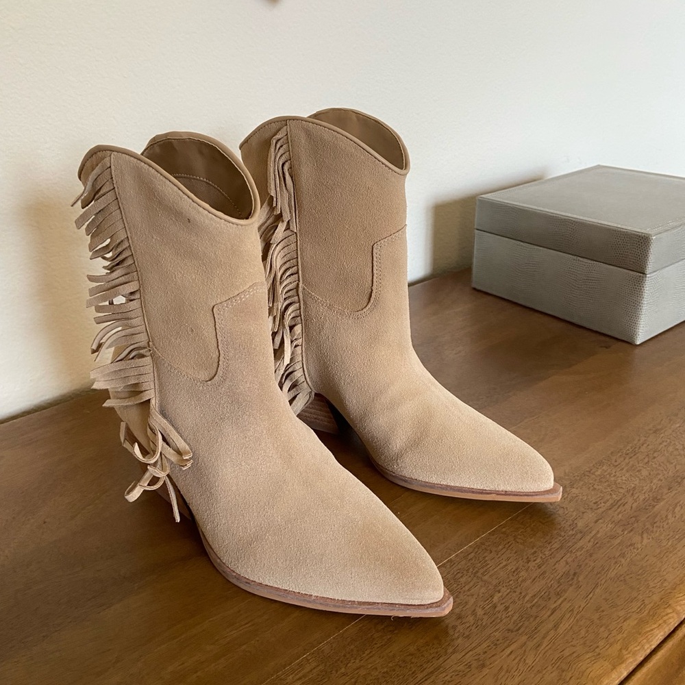 Steve Madden Wolfer Suede Fringe Western Boots